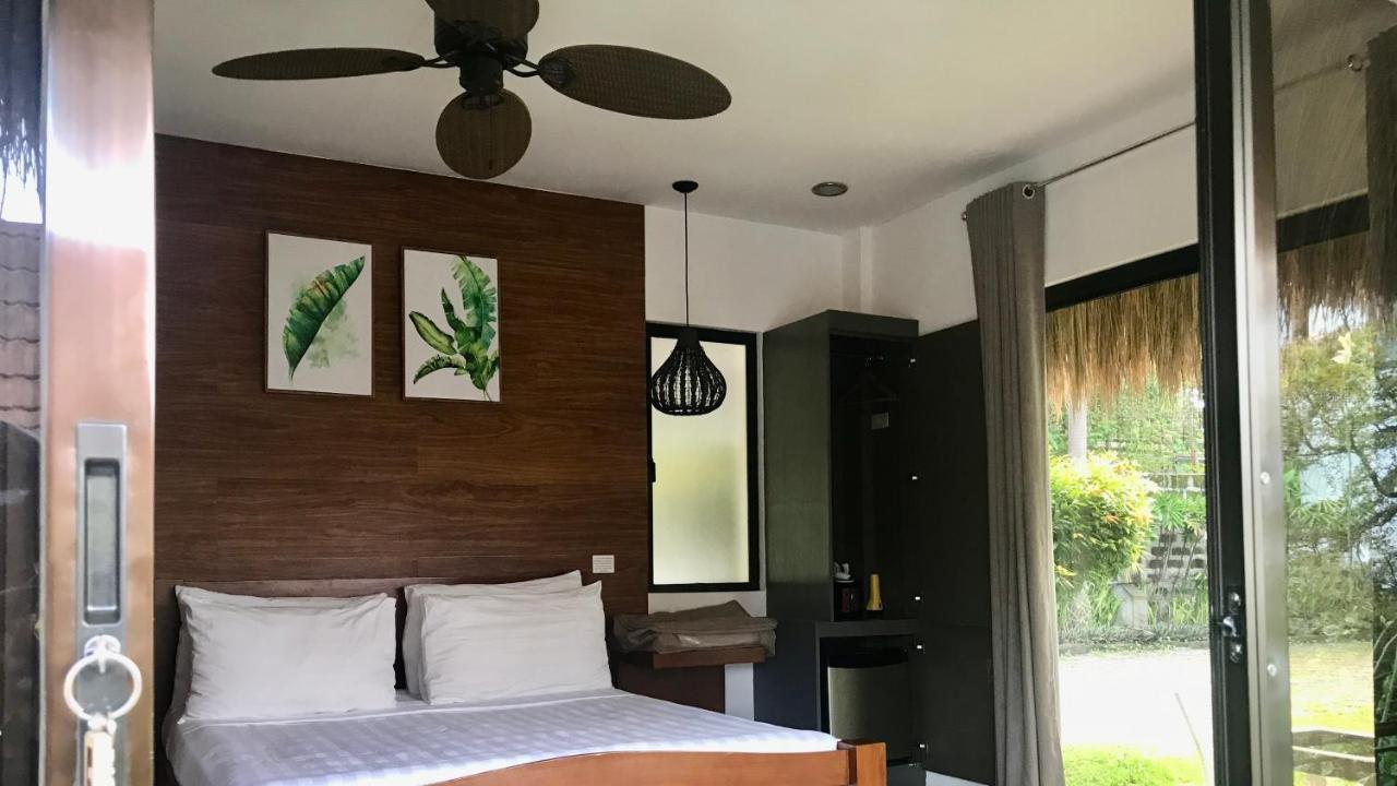 Villas By Eco Hotels Mataasnakahoy Exterior foto
